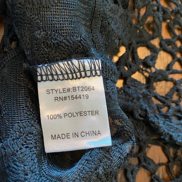 REVEUSE WOVEN TOP Black Bell SLEEVE womens large cold shoulder crochet - Picture 7 of 16